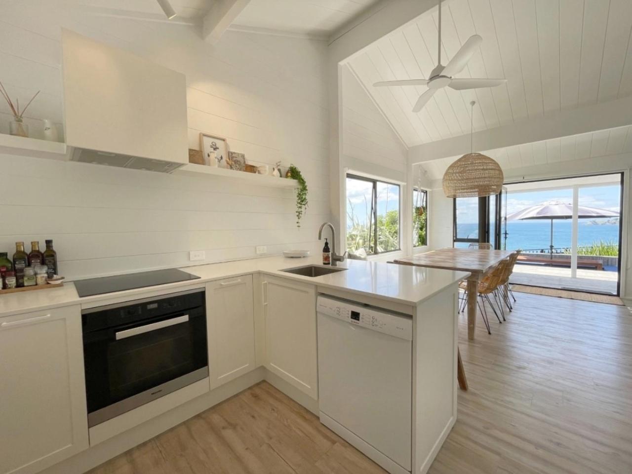 Seaview Estate - Stay Waiheke Onetangi Ngoại thất bức ảnh